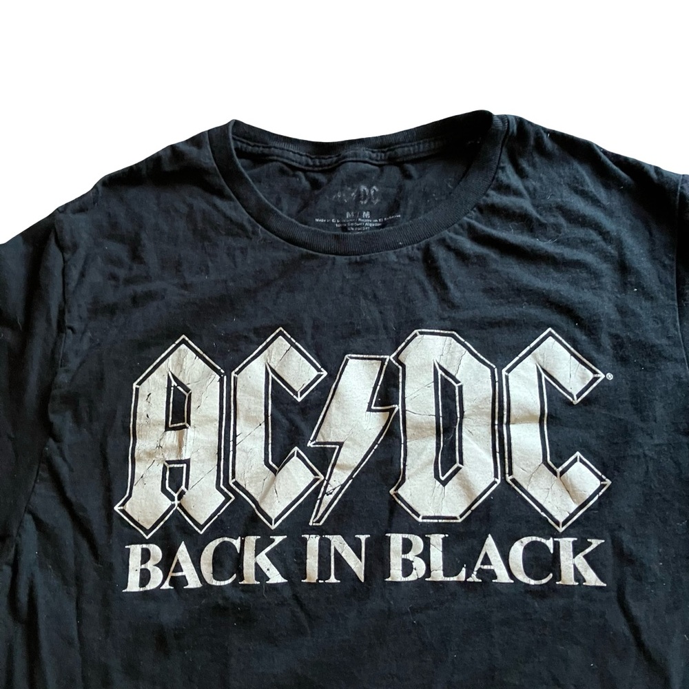 Lot Of 5 Band Concert Tour TShirt Sz M Guns N Roses Nirvana AC/DC Kali Uchis - Picture 3 of 16